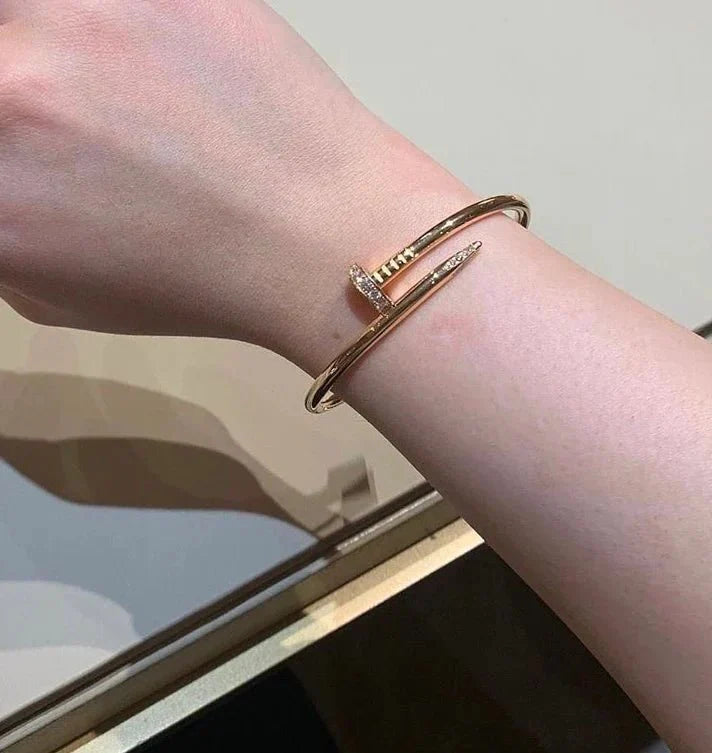 Nail Bangle Stainless Steel - Jewel Glimpse
